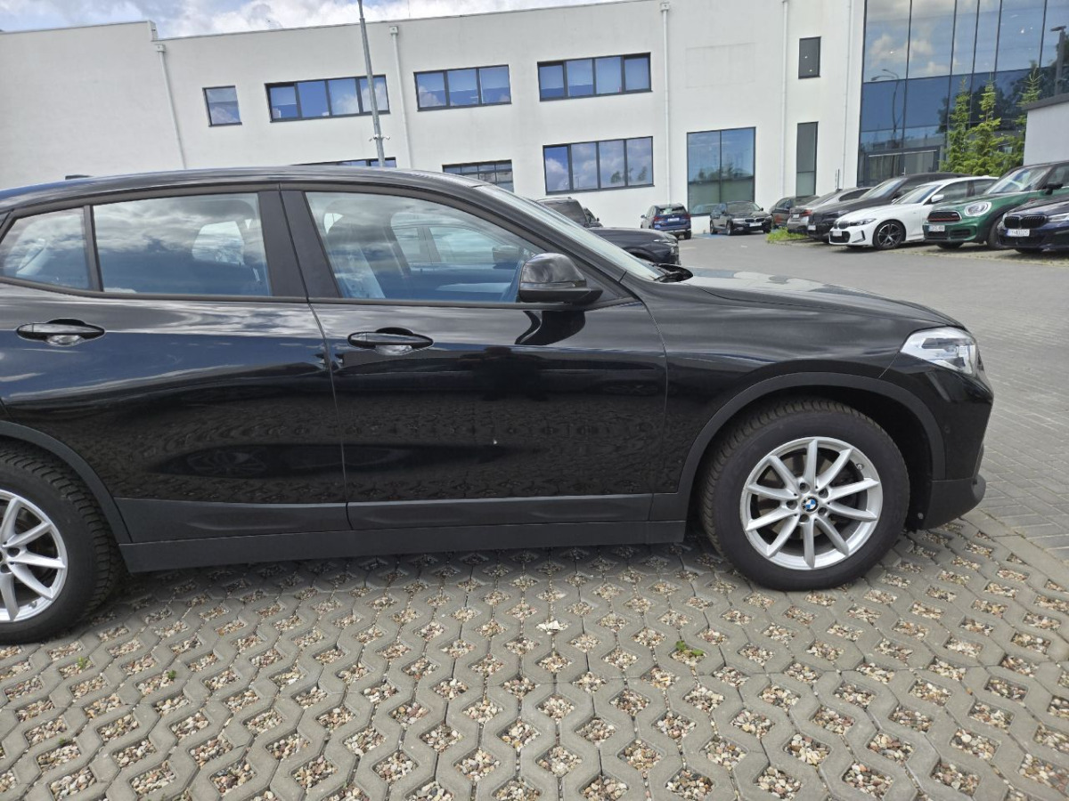 BMW X2 sDrive18d Advantage aut HATCHBACK - Хетчбек: фото 4 BMW X2 sDrive18d Advantage aut HATCHBACK - Хетчбек: фото 4