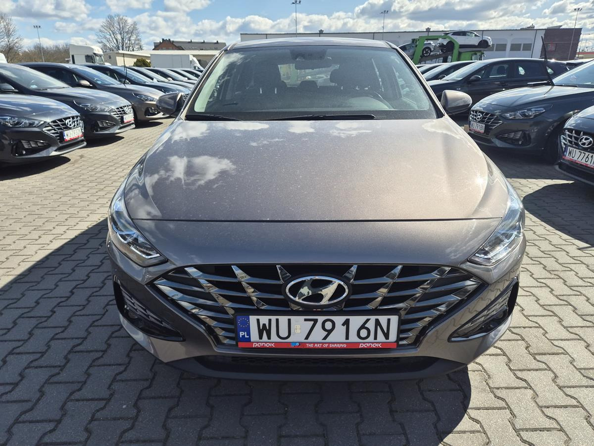 HYUNDAI I30 HATCHBACK - Хетчбек: фото 3 HYUNDAI I30 HATCHBACK - Хетчбек: фото 3