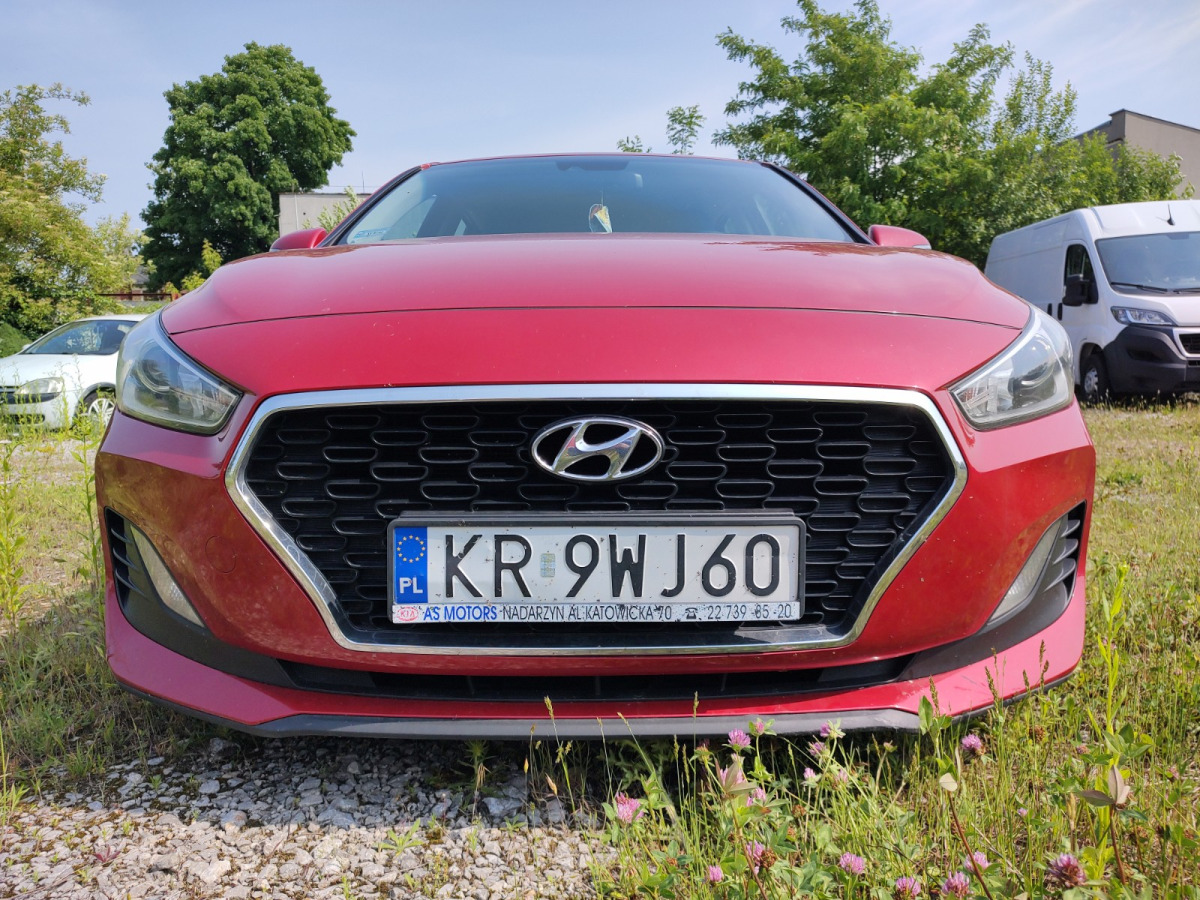 HYUNDAI I30 HATCHBACK - Хетчбек: фото 2 HYUNDAI I30 HATCHBACK - Хетчбек: фото 2