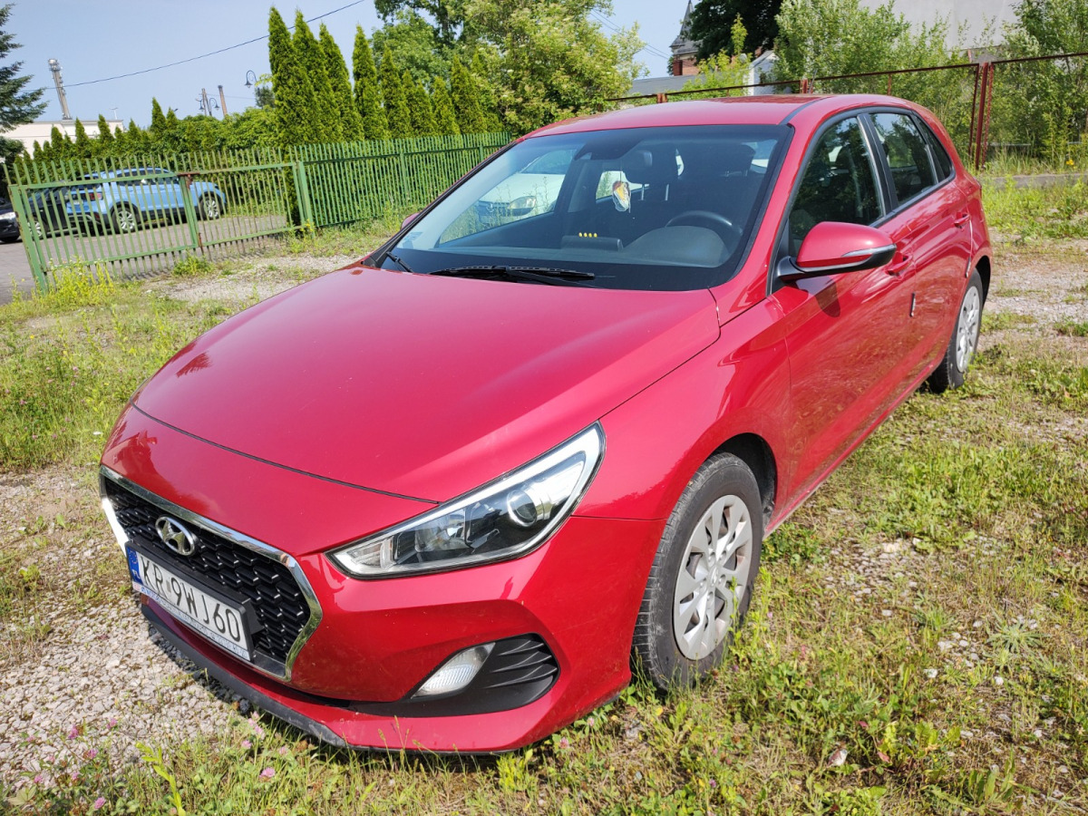 HYUNDAI I30 HATCHBACK - Хетчбек: фото 3 HYUNDAI I30 HATCHBACK - Хетчбек: фото 3