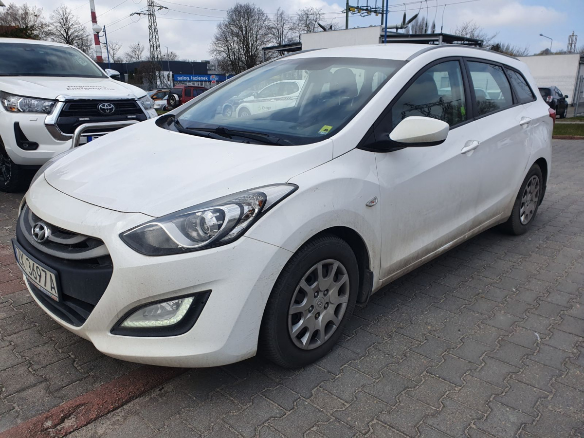 HYUNDAI I30 KOMBI - Легковий автомобіль: фото 2 HYUNDAI I30 KOMBI - Легковий автомобіль: фото 2