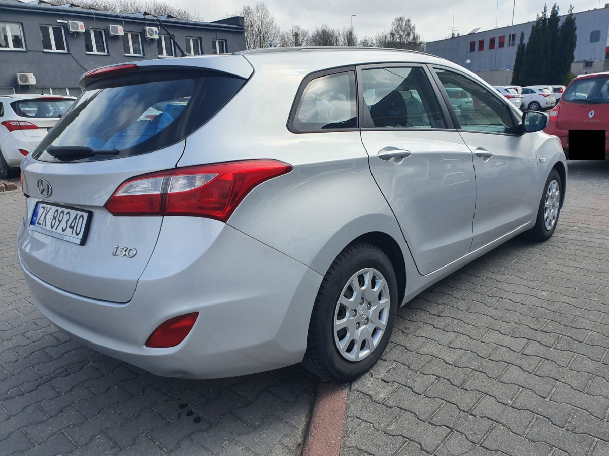 HYUNDAI I30 KOMBI - Легковий автомобіль: фото 3 HYUNDAI I30 KOMBI - Легковий автомобіль: фото 3