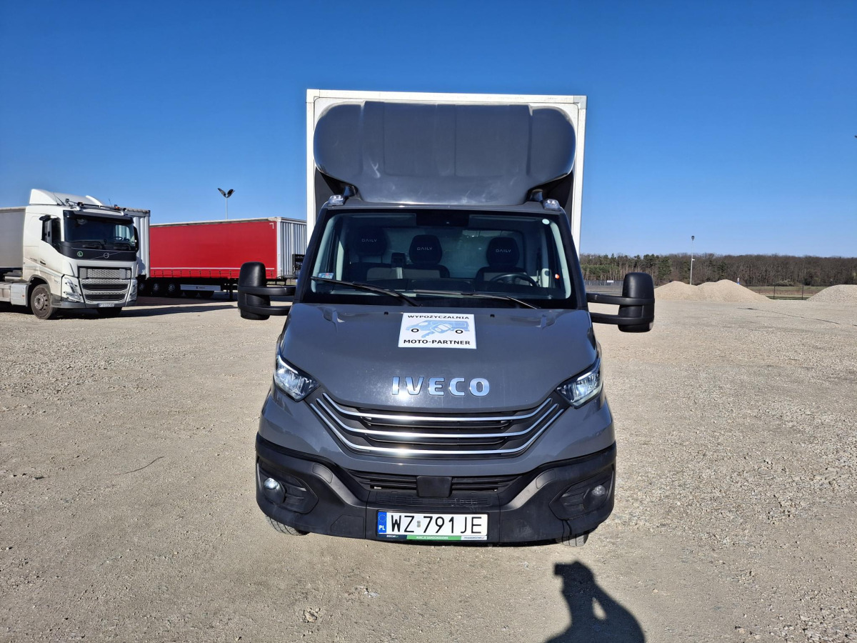 IVECO DAILY 50C18 KONTENER Z WINDĄ - Вантажівка з закритим кузовом: фото 3 IVECO DAILY 50C18 KONTENER Z WINDĄ - Вантажівка з закритим кузовом: фото 3