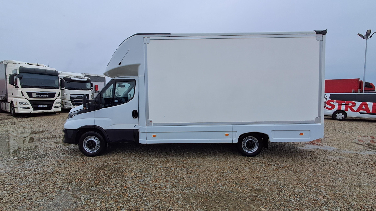IVECO DAILY KONTENER - Фургон з закритим кузовом: фото 4 IVECO DAILY KONTENER - Фургон з закритим кузовом: фото 4