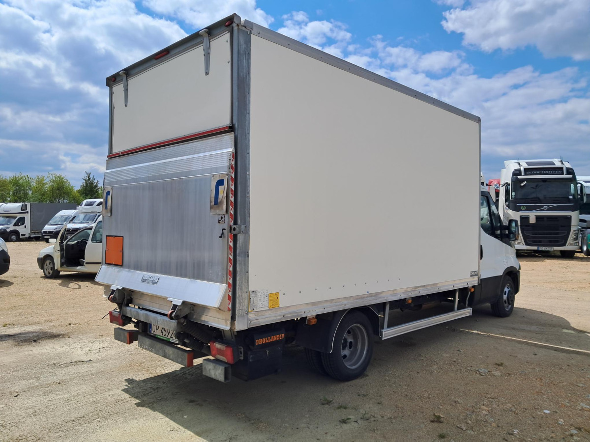 IVECO DAILY KONTENER Z WINDĄ - Фургон з закритим кузовом: фото 4 IVECO DAILY KONTENER Z WINDĄ - Фургон з закритим кузовом: фото 4