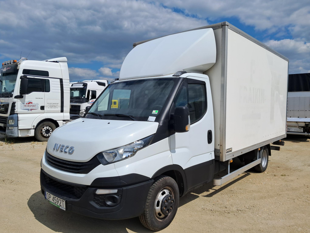 IVECO DAILY KONTENER Z WINDĄ - Фургон з закритим кузовом: фото 2 IVECO DAILY KONTENER Z WINDĄ - Фургон з закритим кузовом: фото 2