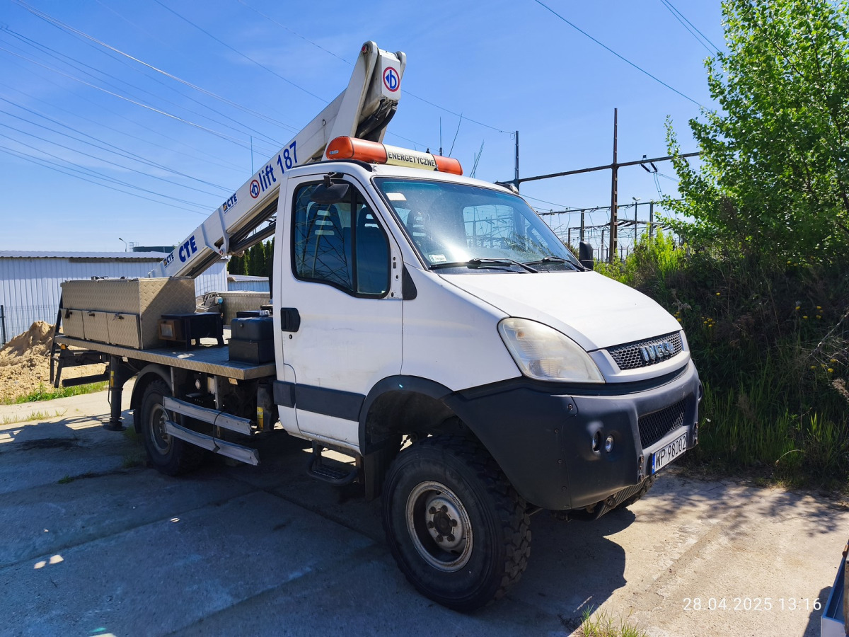 IVECO DAILY PODNOŚNIK DO PRAC KONSERWACYJNO-MONTAŻOWYCH - Автовишка: фото 1 IVECO DAILY PODNOŚNIK DO PRAC KONSERWACYJNO-MONTAŻOWYCH - Автовишка: фото 1