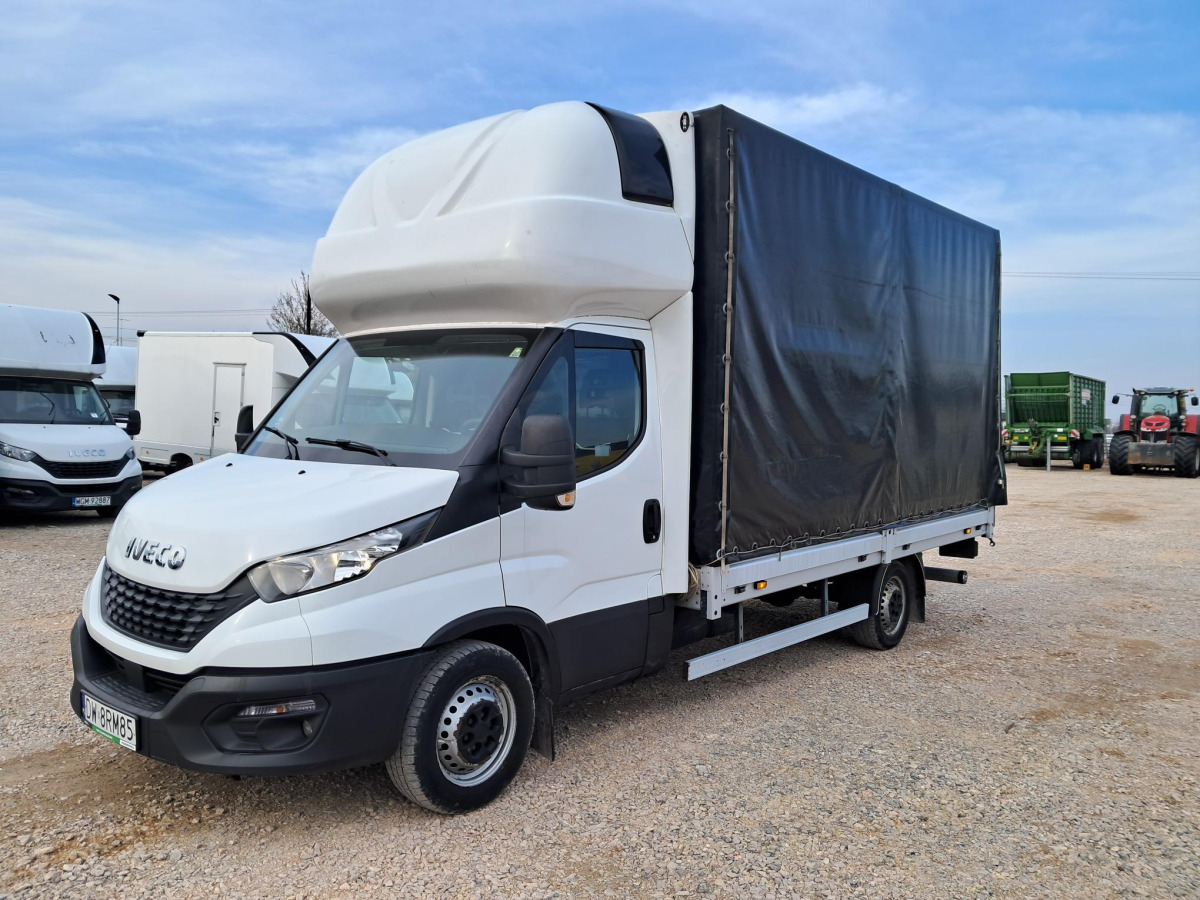 IVECO PLANDEKA Z WINDĄ - Тентований фургон: фото 2 IVECO PLANDEKA Z WINDĄ - Тентований фургон: фото 2