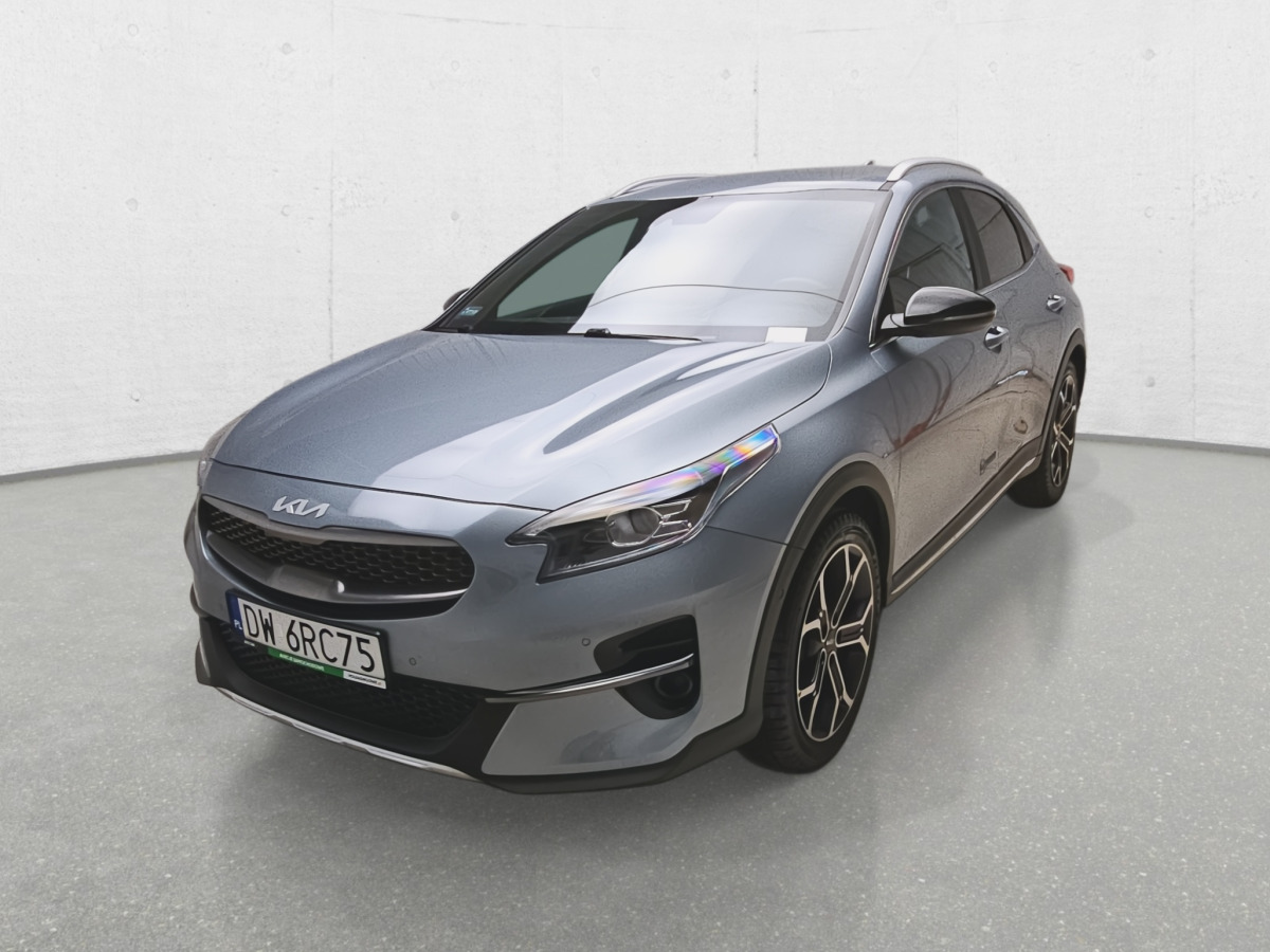 KIA XCEED SUV - Позашляховик: фото 4 KIA XCEED SUV - Позашляховик: фото 4
