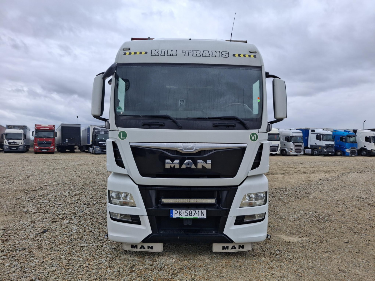 MAN TGX SOLÓWKA - Тентована вантажівка: фото 3 MAN TGX SOLÓWKA - Тентована вантажівка: фото 3