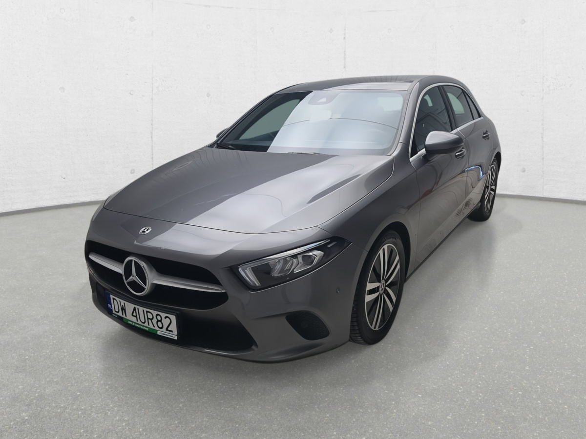 MERCEDES BENZ A 180 HATCHBACK - Хетчбек: фото 4 MERCEDES BENZ A 180 HATCHBACK - Хетчбек: фото 4