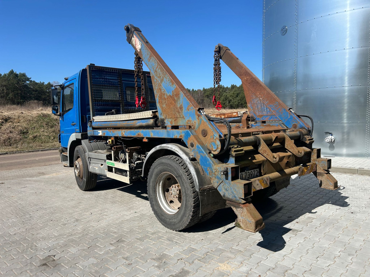 MERCEDES BENZ ATEGO HAKOWIEC - Гаковий мультиліфт вантажівка: фото 5 MERCEDES BENZ ATEGO HAKOWIEC - Гаковий мультиліфт вантажівка: фото 5
