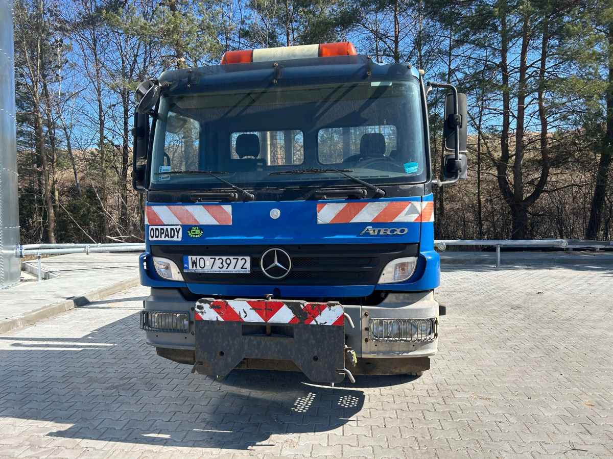 MERCEDES BENZ ATEGO HAKOWIEC - Гаковий мультиліфт вантажівка: фото 3 MERCEDES BENZ ATEGO HAKOWIEC - Гаковий мультиліфт вантажівка: фото 3