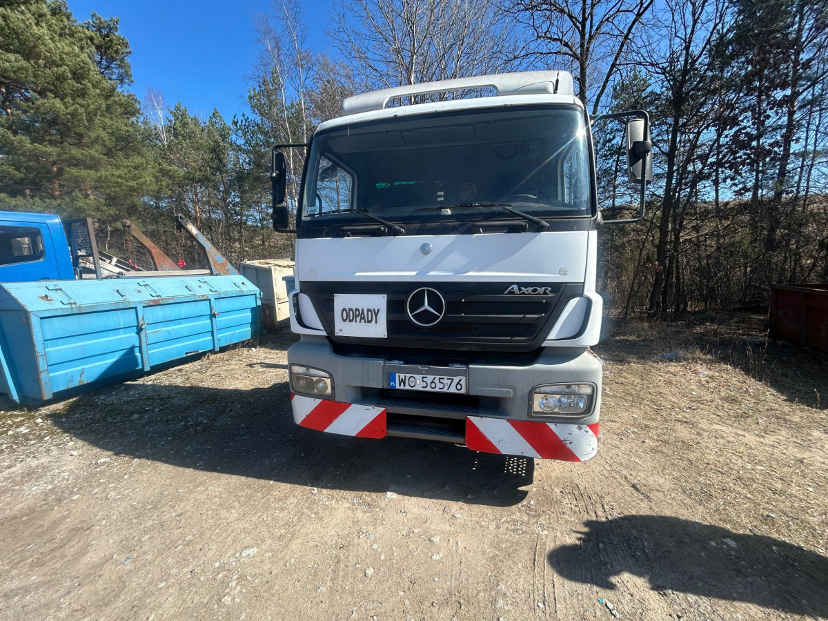 MERCEDES BENZ AXOR HAKOWIEC - Гаковий мультиліфт вантажівка: фото 3 MERCEDES BENZ AXOR HAKOWIEC - Гаковий мультиліфт вантажівка: фото 3