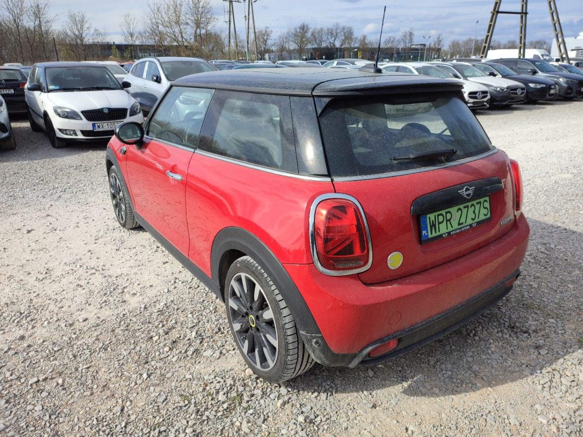 MINI Cooper SE Classic Trim HATCHBACK - Хетчбек: фото 4 MINI Cooper SE Classic Trim HATCHBACK - Хетчбек: фото 4