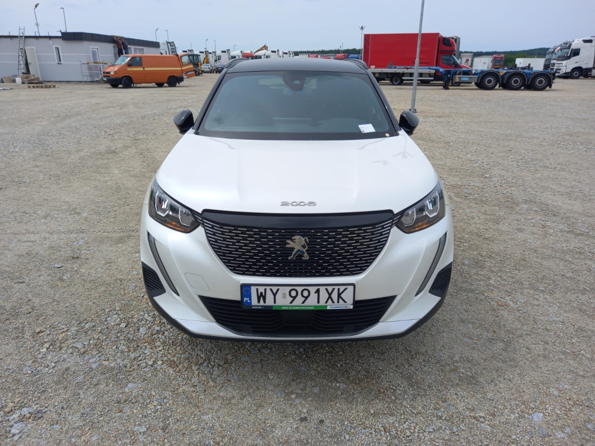 PEUGEOT 2008 SUV - Позашляховик: фото 2 PEUGEOT 2008 SUV - Позашляховик: фото 2