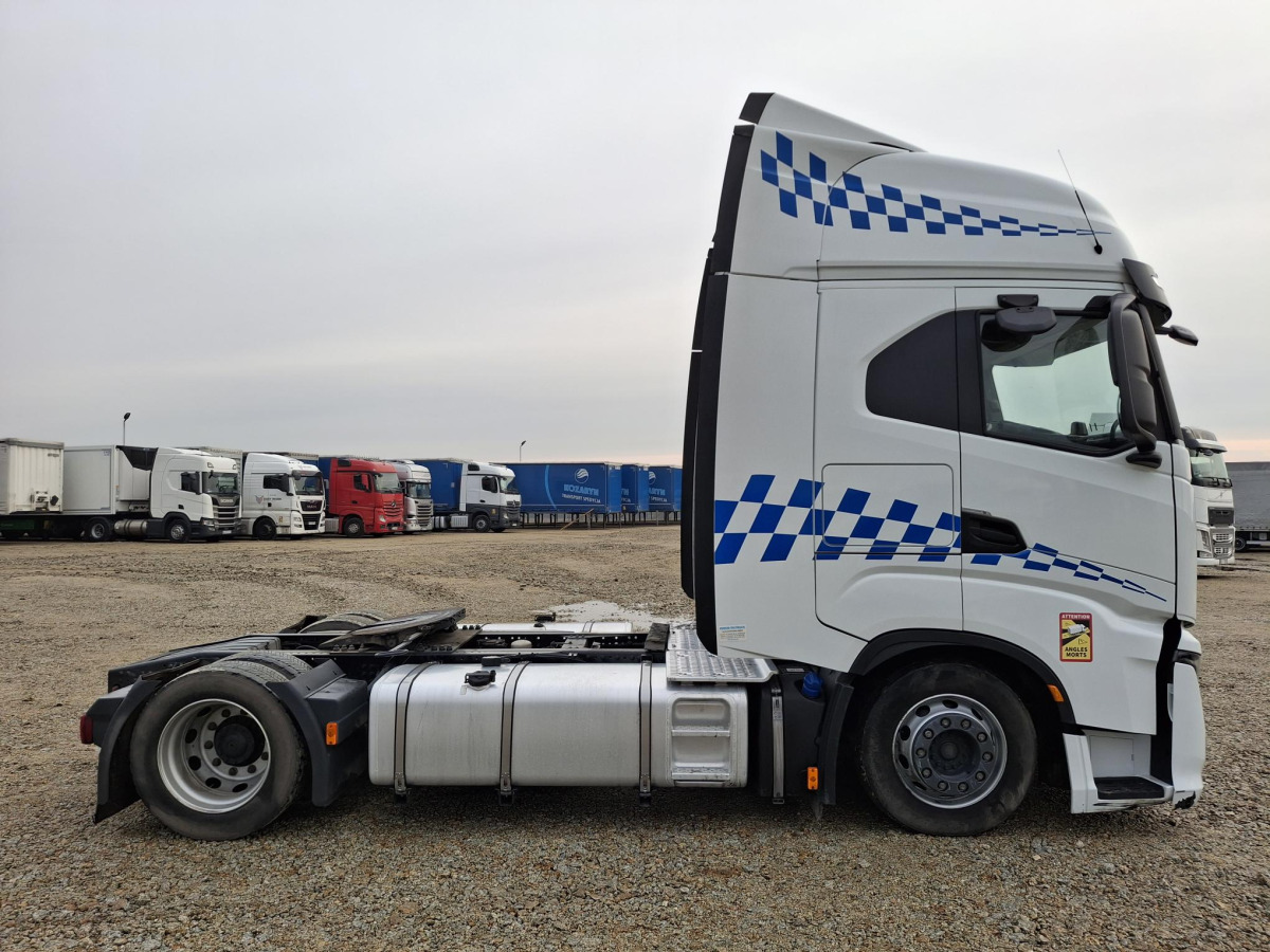 IVECO AS440ST/FP LT CIĄGNIK SIODŁOWY - Тягач: фото 4 IVECO AS440ST/FP LT CIĄGNIK SIODŁOWY - Тягач: фото 4