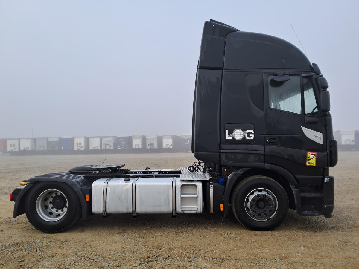 IVECO AS440T/P CIĄGNIK SIODŁOWY - Тягач: фото 4 IVECO AS440T/P CIĄGNIK SIODŁOWY - Тягач: фото 4