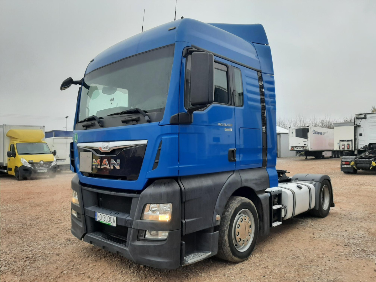 MAN TGX CIĄGNIK SIODŁOWY - Тягач: фото 2 MAN TGX CIĄGNIK SIODŁOWY - Тягач: фото 2