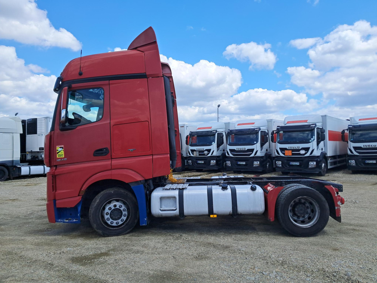 MERCEDES BENZ ACTROS CIĄGNIK SIODŁOWY - Тягач: фото 4 MERCEDES BENZ ACTROS CIĄGNIK SIODŁOWY - Тягач: фото 4