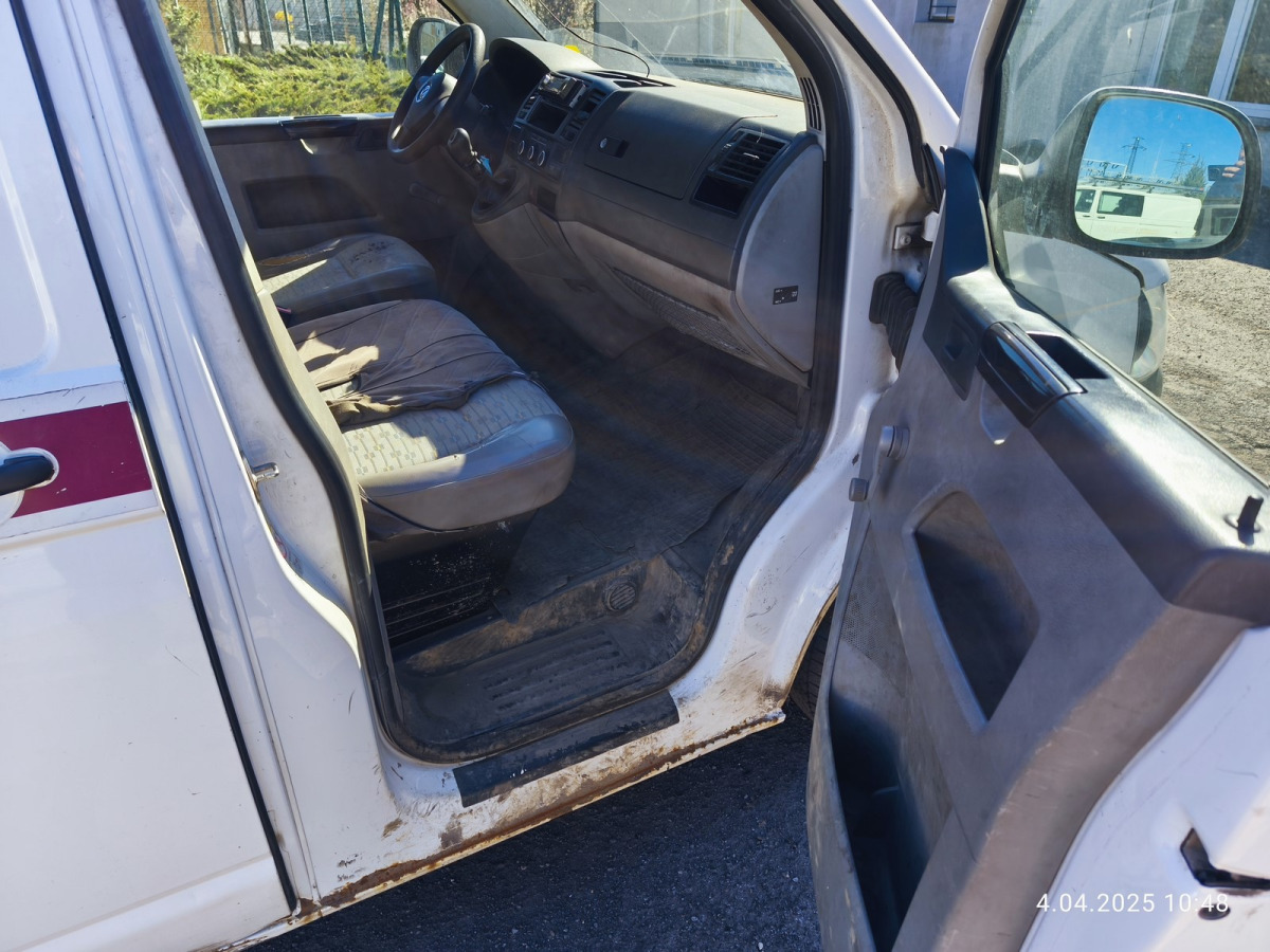 VOLKSWAGEN TRANSPORTER FURGON BLASZAK - Суцільнометалевий фургон: фото 5 VOLKSWAGEN TRANSPORTER FURGON BLASZAK - Суцільнометалевий фургон: фото 5