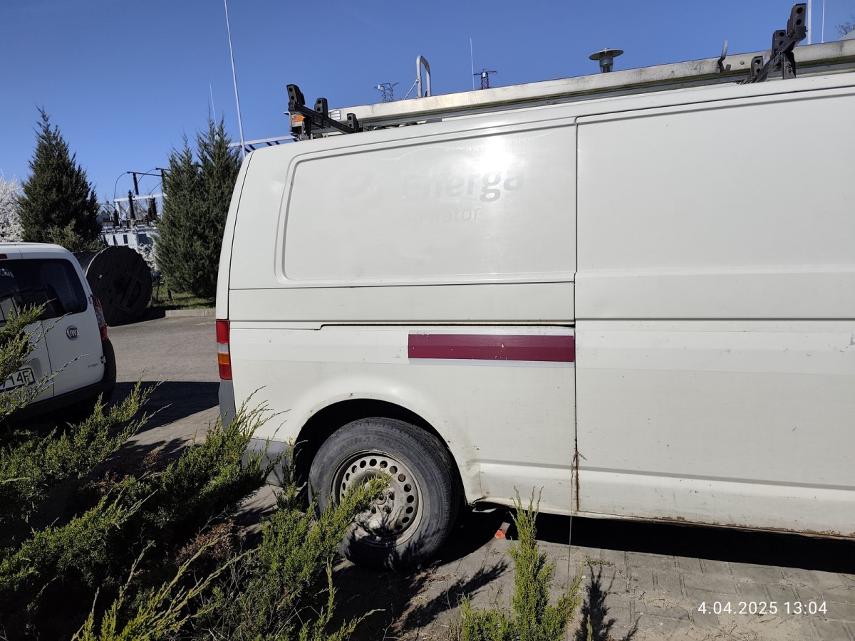 VOLKSWAGEN TRANSPORTER FURGON BLASZAK - Суцільнометалевий фургон: фото 3 VOLKSWAGEN TRANSPORTER FURGON BLASZAK - Суцільнометалевий фургон: фото 3