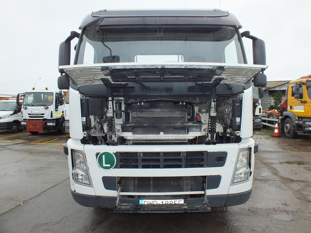 VOLVO FM POD KONTENERY - Скіповий навантажувач вантажівка: фото 3 VOLVO FM POD KONTENERY - Скіповий навантажувач вантажівка: фото 3