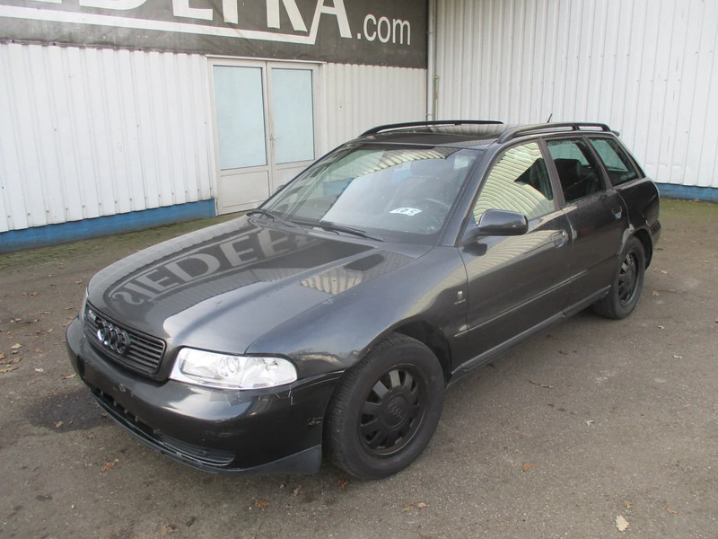 Audi A4 Avant 1.9 tdi , S-Line , Manual , Airco , EXPORT - Легковий автомобіль: фото 1 Audi A4 Avant 1.9 tdi , S-Line , Manual , Airco , EXPORT - Легковий автомобіль: фото 1