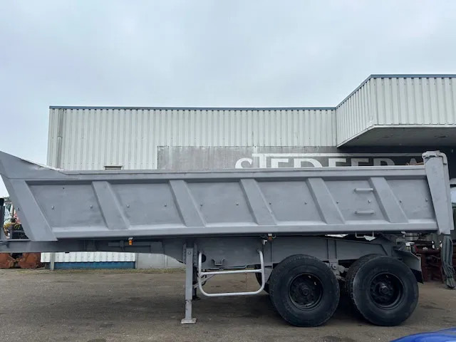 CIF 2 Axle Steel Tipper , Spring Suspension , Drum Brakes - Самоскид напівпричіп: фото 2 CIF 2 Axle Steel Tipper , Spring Suspension , Drum Brakes - Самоскид напівпричіп: фото 2