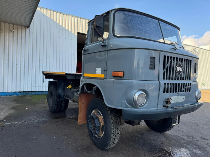 IFA W 50 LA , 4x4 - Бортова вантажівка/ Платформа: фото 5 IFA W 50 LA , 4x4 - Бортова вантажівка/ Платформа: фото 5