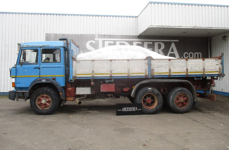 Iveco Turbostar 190-30 , Manual , V8 , 3 way tipper , Spring suspension , 6x2 - Самоскид вантажівка: фото 2 Iveco Turbostar 190-30 , Manual , V8 , 3 way tipper , Spring suspension , 6x2 - Самоскид вантажівка: фото 2