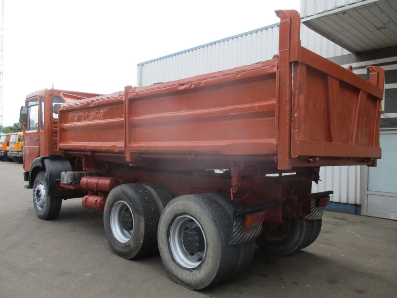 MAN 26.321 6x4 , 3 way tipper , ZF Manual , Spring suspension - Самоскид вантажівка: фото 5 MAN 26.321 6x4 , 3 way tipper , ZF Manual , Spring suspension - Самоскид вантажівка: фото 5