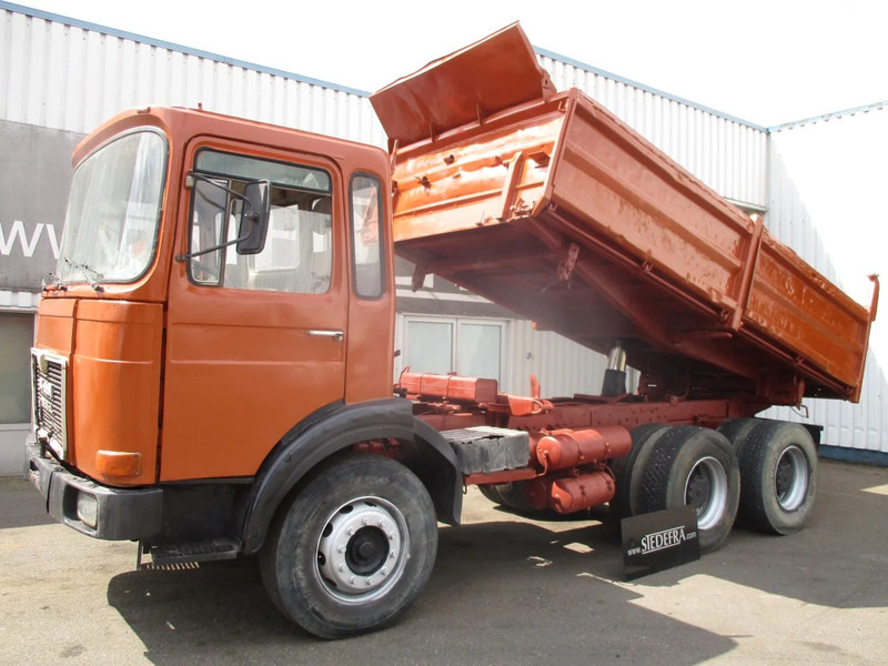 MAN 26.321 6x4 , 3 way tipper , ZF Manual , Spring suspension - Самоскид вантажівка: фото 1 MAN 26.321 6x4 , 3 way tipper , ZF Manual , Spring suspension - Самоскид вантажівка: фото 1