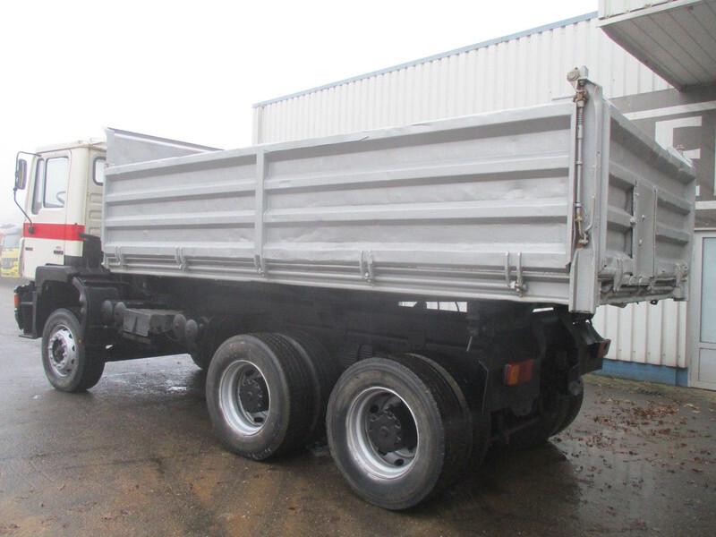 MAN 26 322 ZF Manual , 6x4 , 3 way tipper , Spring suspension - Самоскид вантажівка: фото 5 MAN 26 322 ZF Manual , 6x4 , 3 way tipper , Spring suspension - Самоскид вантажівка: фото 5