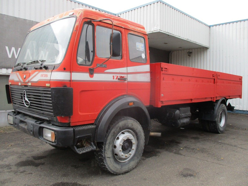 Mercedes-Benz 1626 , V8 , ZF Manual , spring suspension - Бортова вантажівка/ Платформа: фото 1 Mercedes-Benz 1626 , V8 , ZF Manual , spring suspension - Бортова вантажівка/ Платформа: фото 1