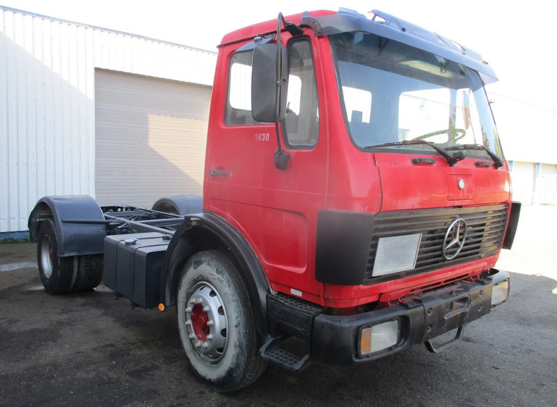 Mercedes-Benz 1630 , V8 , Bi-Turbo , Manual , Spring suspension - Вантажівка шасі: фото 4 Mercedes-Benz 1630 , V8 , Bi-Turbo , Manual , Spring suspension - Вантажівка шасі: фото 4