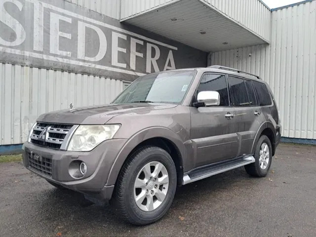 Mitsubishi Pajero GLS 3.5 - V6 , 4x4 , 7 Pers. , Full option - Легковий автомобіль: фото 1 Mitsubishi Pajero GLS 3.5 - V6 , 4x4 , 7 Pers. , Full option - Легковий автомобіль: фото 1