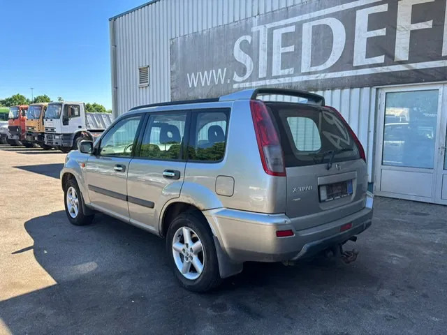 Nissan X-Trail 2.2 DCi , 4x4 , Airco , Export - Легковий автомобіль: фото 5 Nissan X-Trail 2.2 DCi , 4x4 , Airco , Export - Легковий автомобіль: фото 5