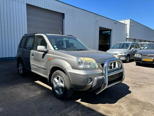 Nissan X-Trail 2.2 DCi , 4x4 , Airco , Export - Легковий автомобіль: фото 4 Nissan X-Trail 2.2 DCi , 4x4 , Airco , Export - Легковий автомобіль: фото 4