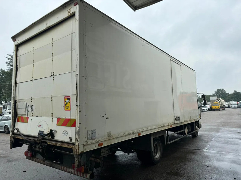 Renault Midlum 180 DXI, Spring Suspension, Drum Brakes - Вантажівка з закритим кузовом: фото 3 Renault Midlum 180 DXI, Spring Suspension, Drum Brakes - Вантажівка з закритим кузовом: фото 3