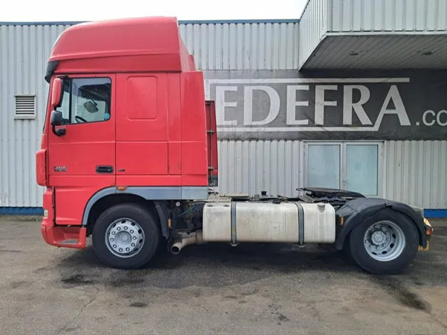 DAF XF 105 460 , Manual Gearbox , PTO , Tipper Hydraulics , Airco , Superspace Cab - Тягач: фото 2 DAF XF 105 460 , Manual Gearbox , PTO , Tipper Hydraulics , Airco , Superspace Cab - Тягач: фото 2
