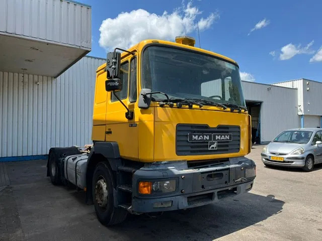 MAN 19.364 F2000 , Belgium Truck , ZF Manual , Euro 2 - Тягач: фото 4 MAN 19.364 F2000 , Belgium Truck , ZF Manual , Euro 2 - Тягач: фото 4