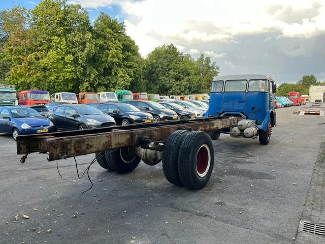 Volvo F 86 -49 S , Oldtimer for Restauration - Вантажівка шасі: фото 3 Volvo F 86 -49 S , Oldtimer for Restauration - Вантажівка шасі: фото 3