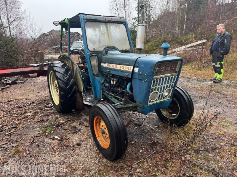 1972 Ford 3000 - Med vedkløyver - Трактор: фото 3 1972 Ford 3000 - Med vedkløyver - Трактор: фото 3