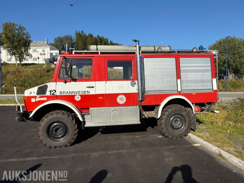 1980 Mercedes-Benz Unimog U1300L Brannbil - 4X4 - LAV KM - 49308KM - Пожежна машина: фото 2 1980 Mercedes-Benz Unimog U1300L Brannbil - 4X4 - LAV KM - 49308KM - Пожежна машина: фото 2
