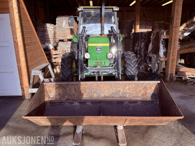 1984 John Deere 1140 4576 timer m/ Pallegafler, Grusskuffe, Snøskuffe, Kjetting - Трактор: фото 5 1984 John Deere 1140 4576 timer m/ Pallegafler, Grusskuffe, Snøskuffe, Kjetting - Трактор: фото 5