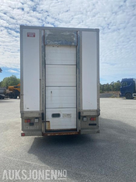 1994 Iveco Eurocargo - Вантажівка з закритим кузовом: фото 3 1994 Iveco Eurocargo - Вантажівка з закритим кузовом: фото 3