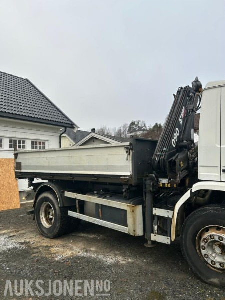 1995 Scania P93 tippbil med kran - Самоскид вантажівка: фото 3 1995 Scania P93 tippbil med kran - Самоскид вантажівка: фото 3