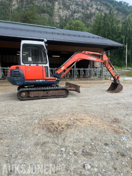 1997 Kubota KX 121-2 gravemaskin med 2 skuffer og klype - Екскаватор: фото 5 1997 Kubota KX 121-2 gravemaskin med 2 skuffer og klype - Екскаватор: фото 5