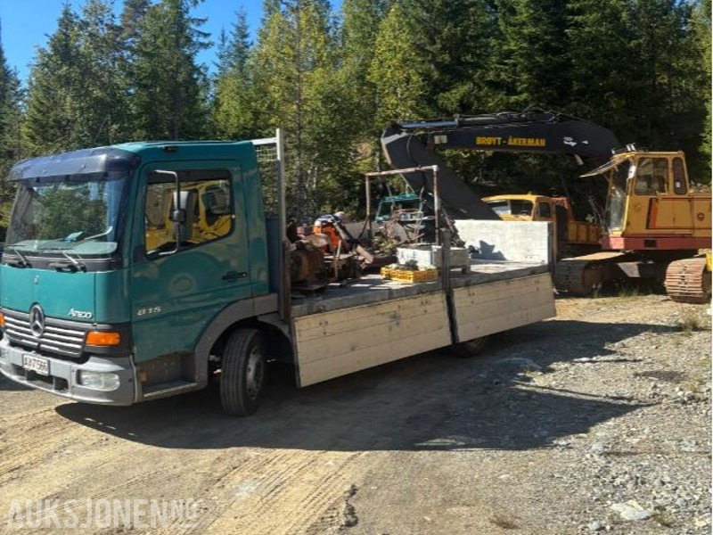 1998 Mercedes-Benz Atego 815/36 - Бортова вантажівка/ Платформа: фото 3 1998 Mercedes-Benz Atego 815/36 - Бортова вантажівка/ Платформа: фото 3